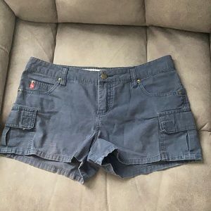 Blue Mudd Cargo shorts size 7